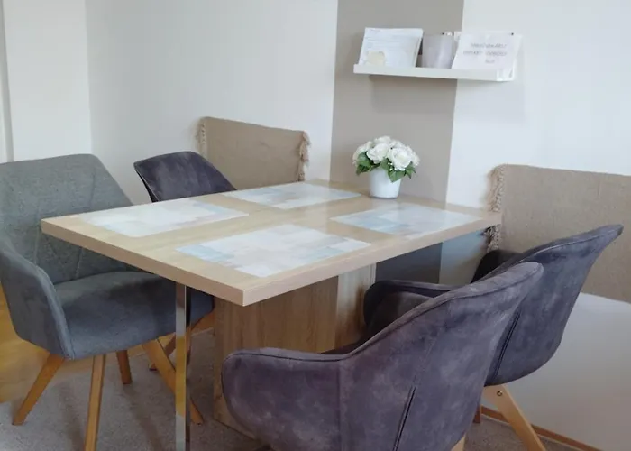 4 You Apartment In Leoben Mit Balkon, Garten Und Kostenlosen Parkplatz