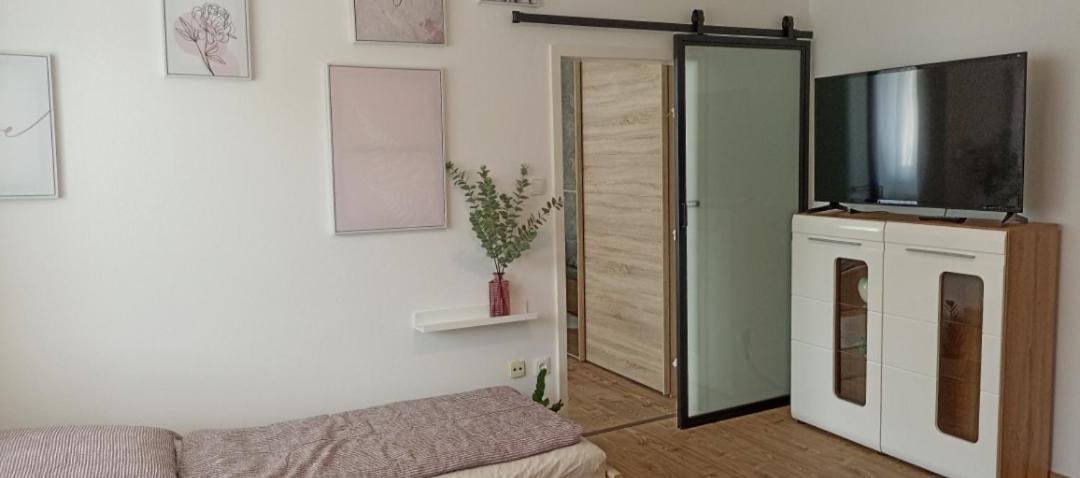 4 In Leoben Mit Balkon, Garten Und Kostenlosen Parkplatz *