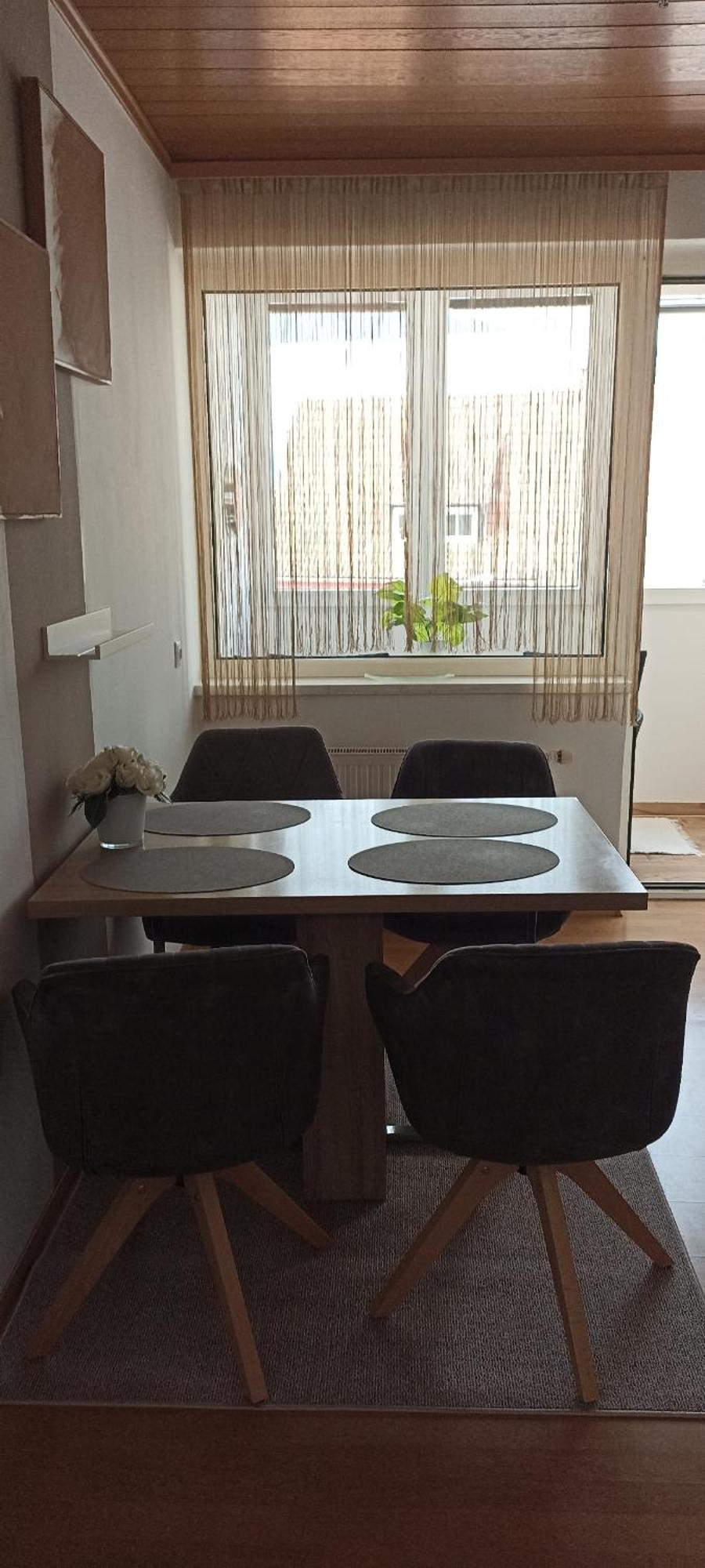 4 In Leoben Mit Balkon, Garten Und Kostenlosen Parkplatz