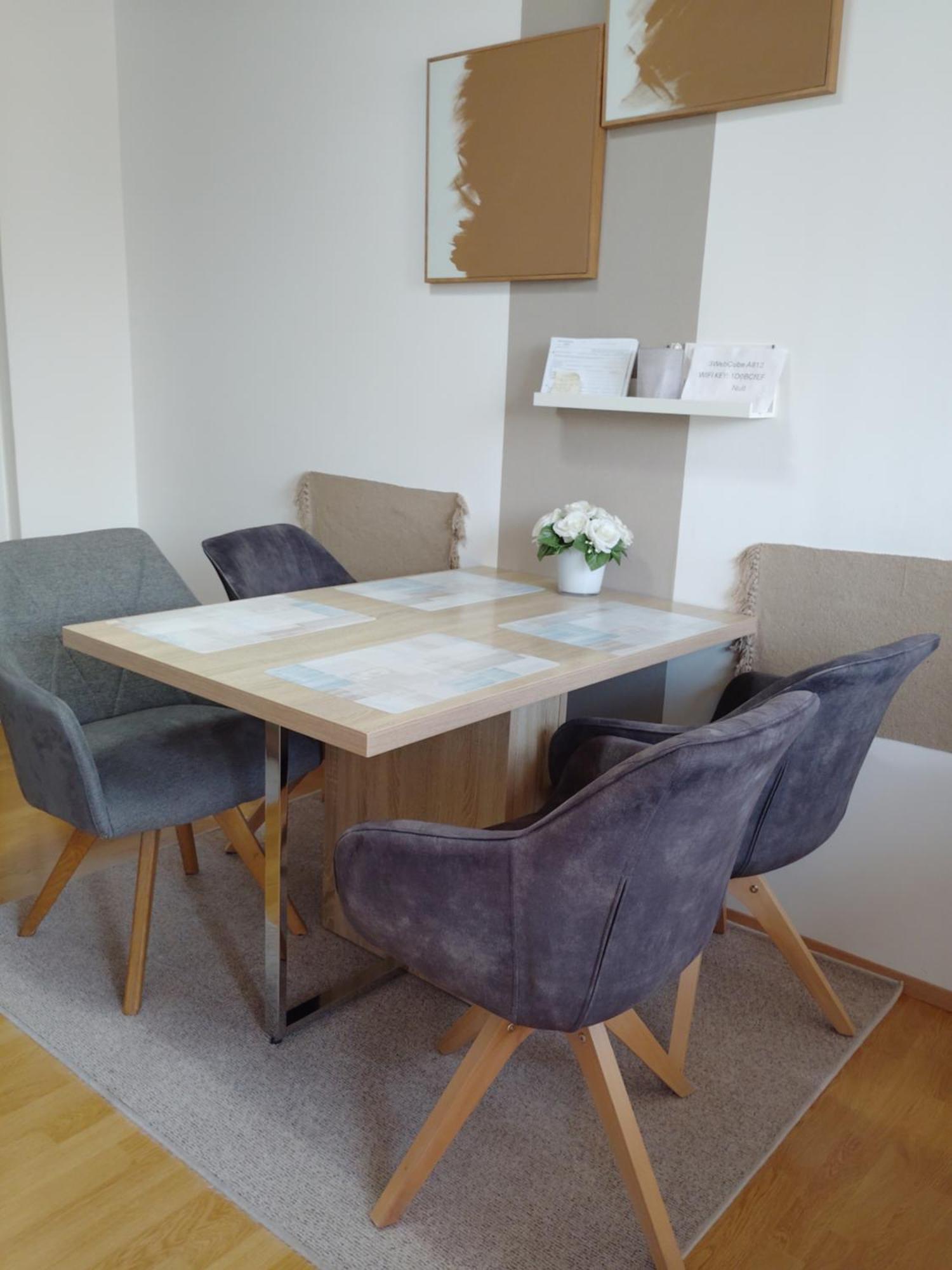 Apartament 4 In Mit Balkon, Garten Und Kostenlosen Parkplatz
